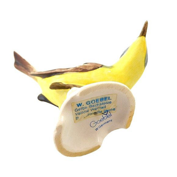 Vintage Goebel Yellow Wagtail Bird Figurine W. Germany Bisque Porcelain - Picture 7 of 8